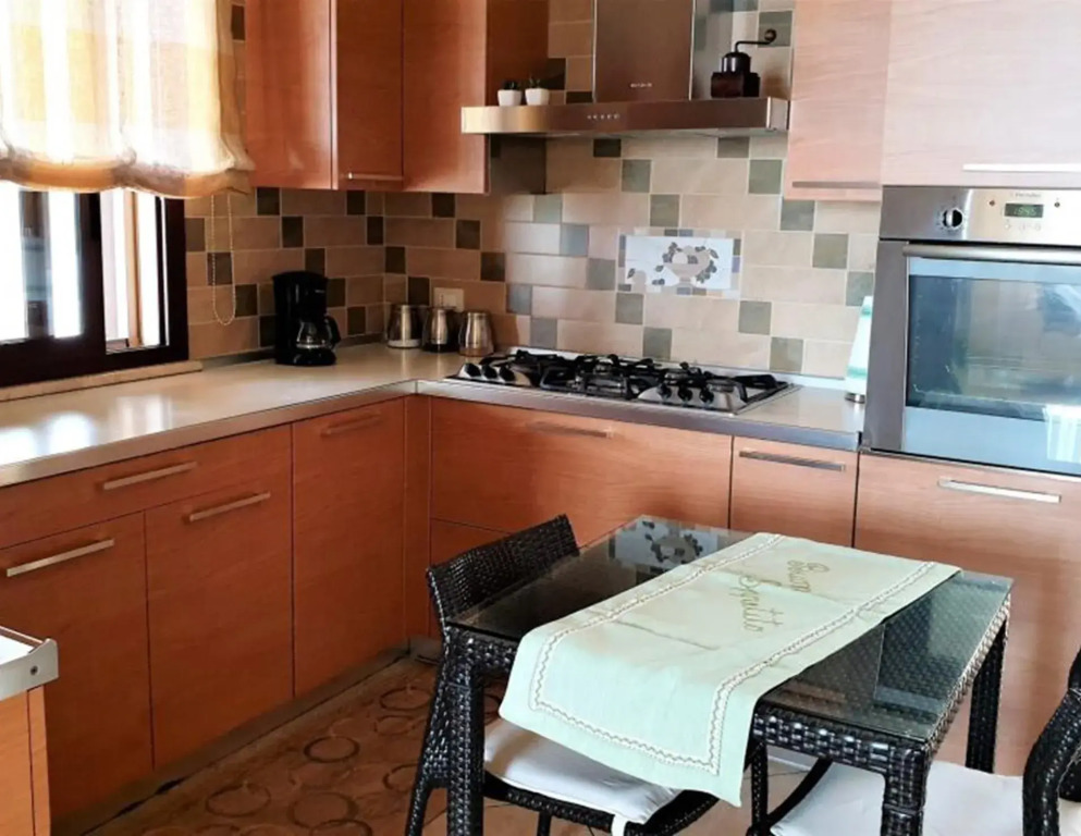 Villa Aura