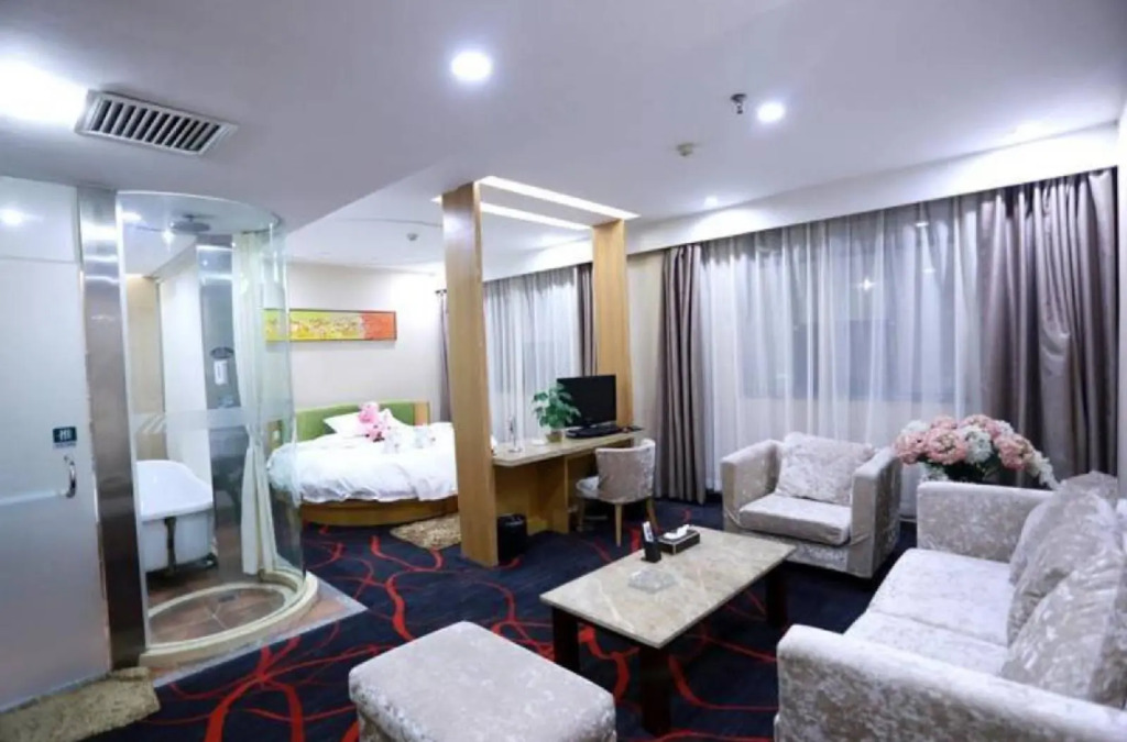 Xian Feilu Business Hotel