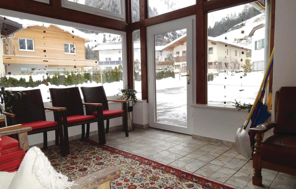 Stunning Apartment in Holzgau With 7 Bedrooms and Wifi