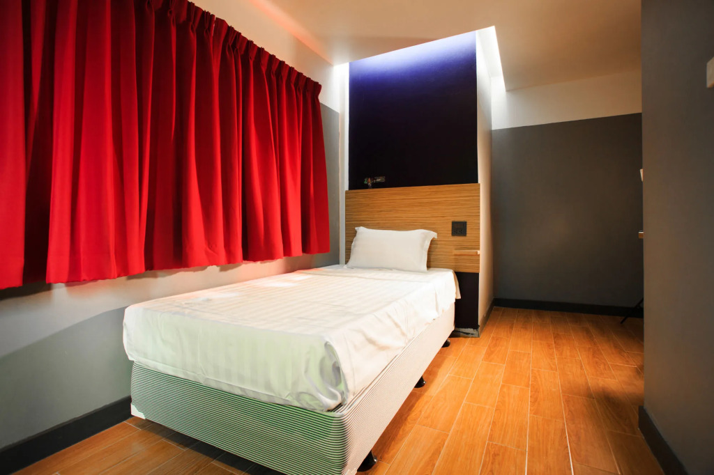 Cloud Nine Lodge