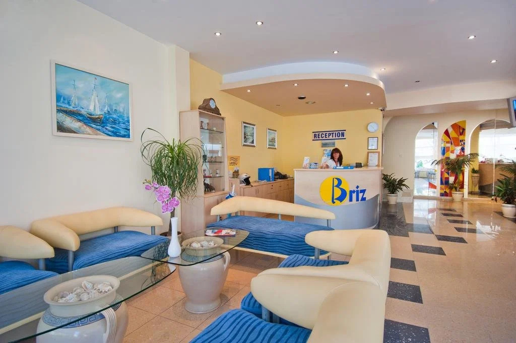 Hotel Briz