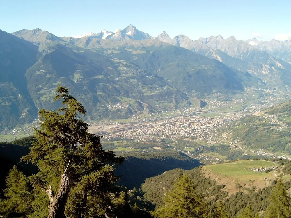 Apartment With 2 Bedrooms in Variney Chez Roncoz, With Wonderful Mountain View and Balcony Near the Slopes