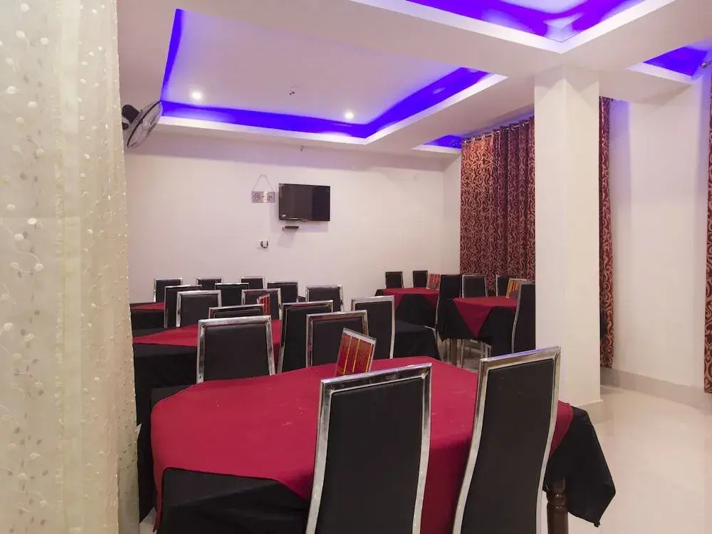 OYO 14341 Hotel Highland Vista