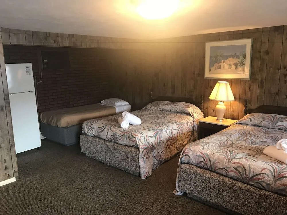 The Janmere Motel