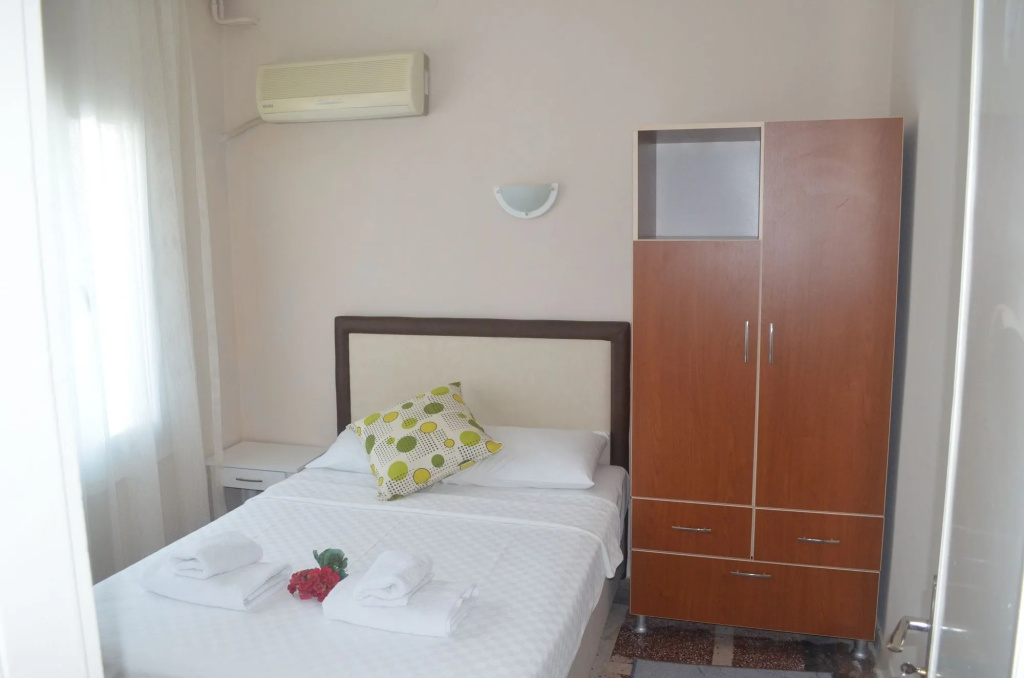Tunc Hotel