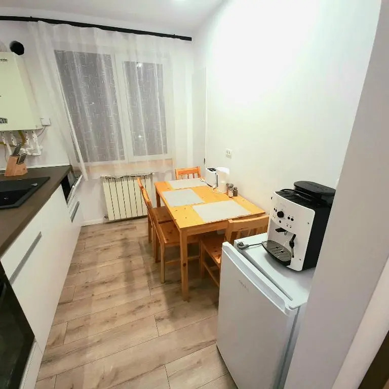 Apartament La Munte Lupeni