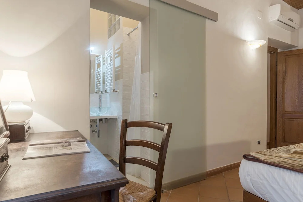 GuestHost - Elegant Apartment in Rome