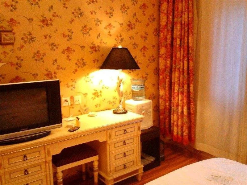 Tianjin Xiangjiang Holiday Hotel