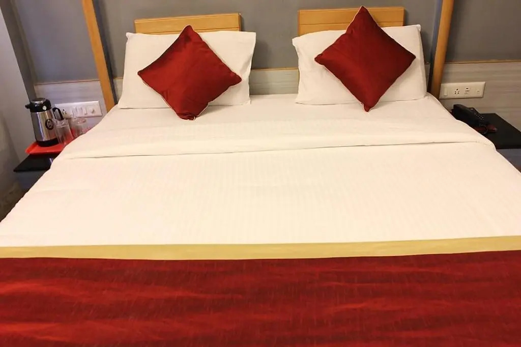 Hotel Manasa Paradise