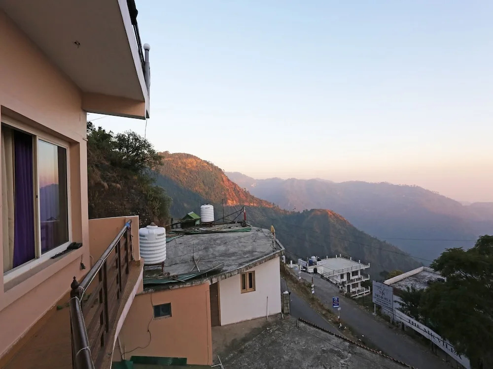 Hotel Uttaranchal Inn