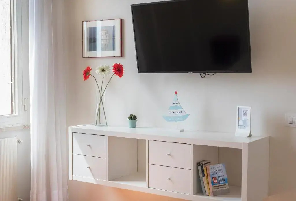 BayView Posillipo, modern, spacious, kids-friendly, stunning view