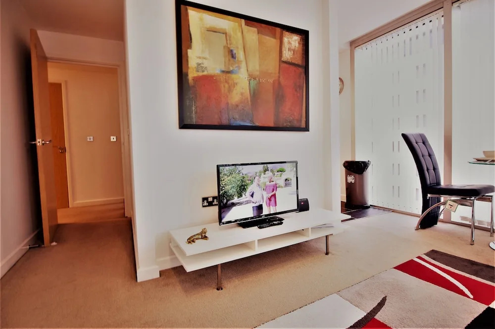 Solace Apartment Milton Keynes