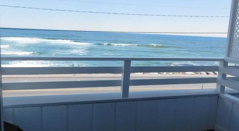 Ocean Surf at York Beach