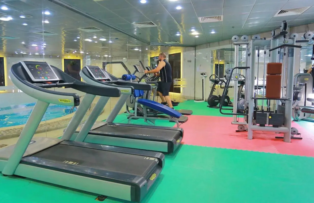 Awaliv Hotel