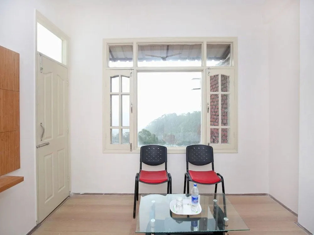 OYO 13433 Home Kasauli View 2BHK Dharampur