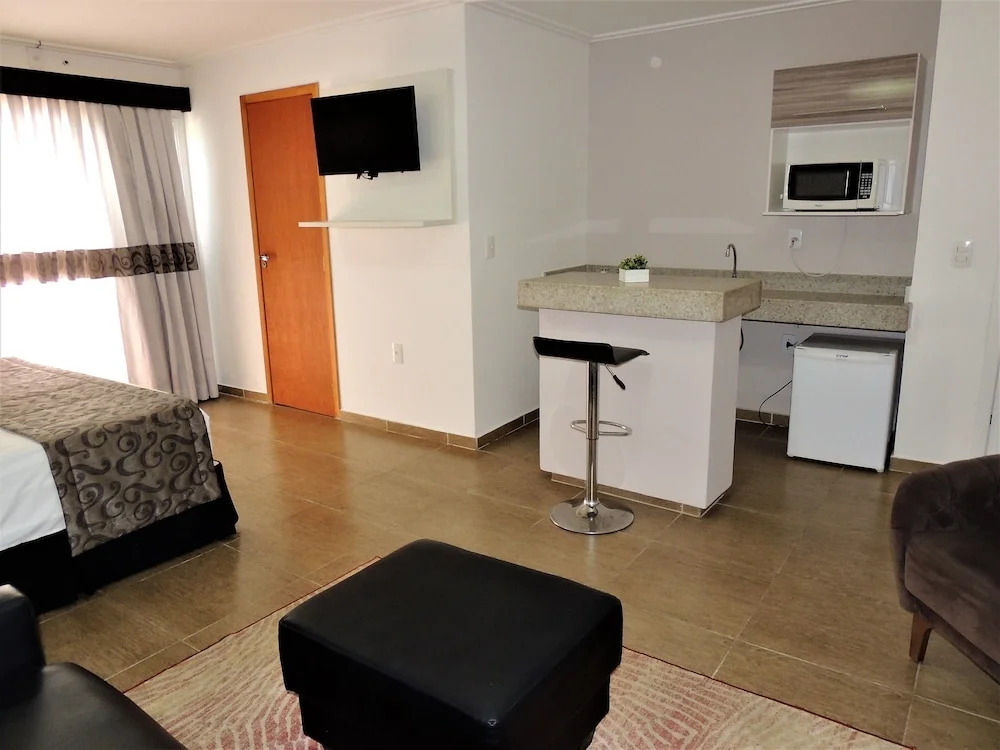 Hotel Água Viva - Cachoeira Paulista - SP - Próximo a Canção Nova