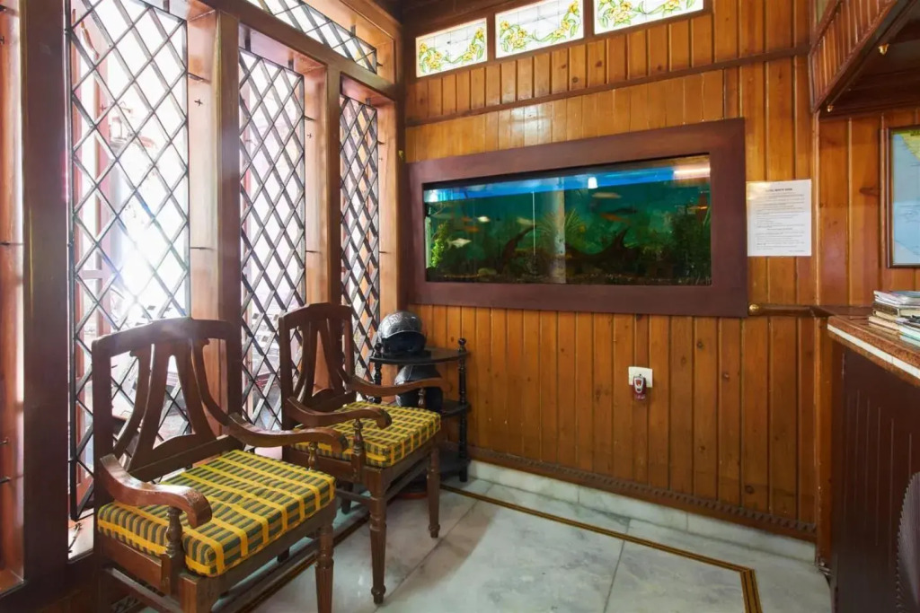 Hotel White Rose