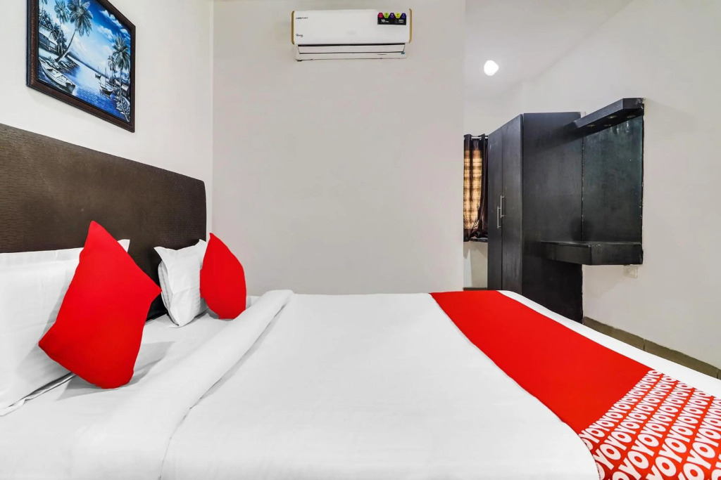 OYO Flagship 80523 Qualia Hotel Dilsukhnagar