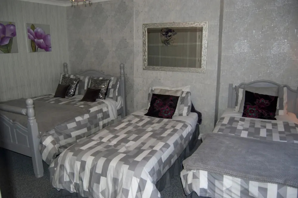 OYO La Spada Boutique Hotel