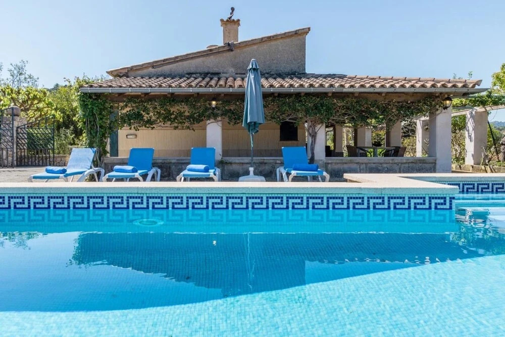 Villa - 2 Bedrooms with Pool and WiFi - 103151