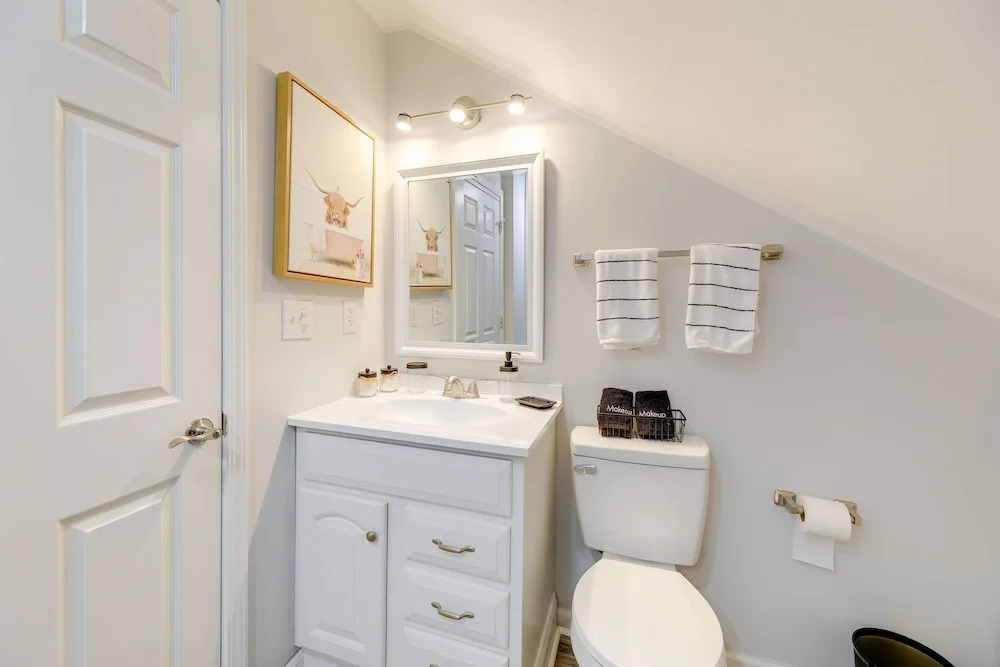 New Bern Vacation Rental With Private Yard!
