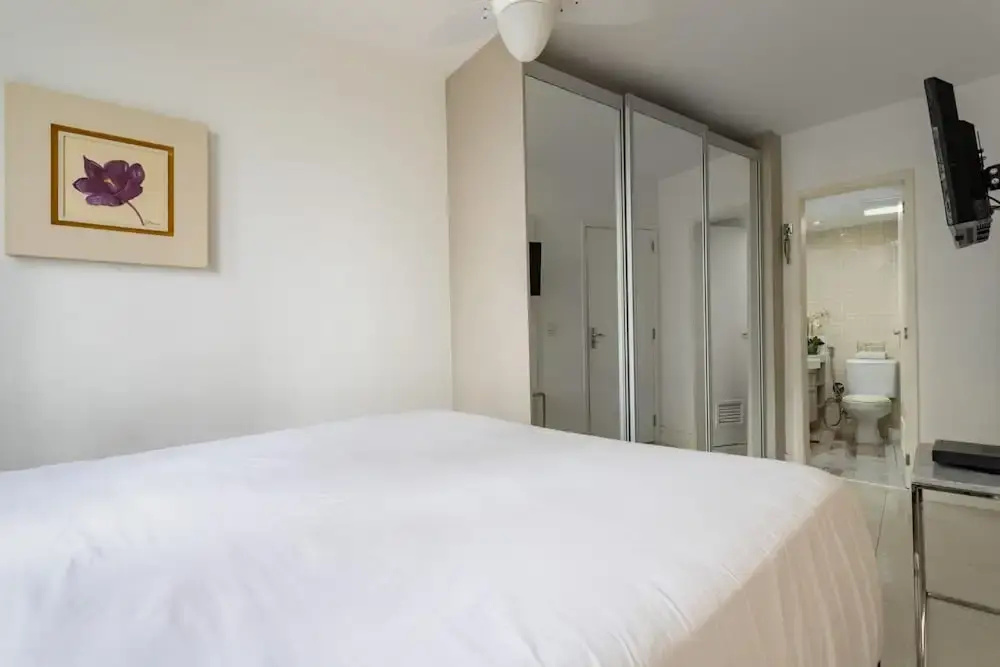 Pleasant in Barra da Tijuca Beach Street Lc703