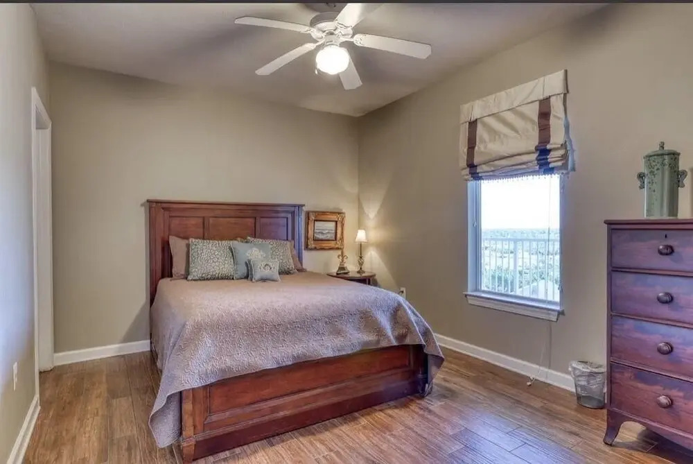 Admirals Quarters 1205 4 Bedroom Condo by Redawning