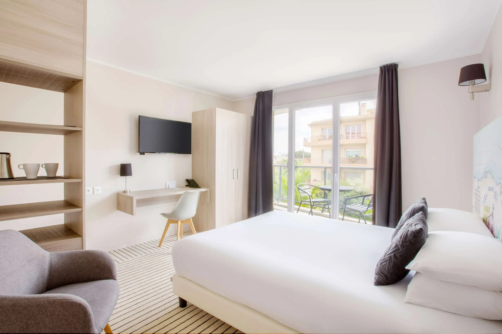 Best Western Plus Antibes Riviera