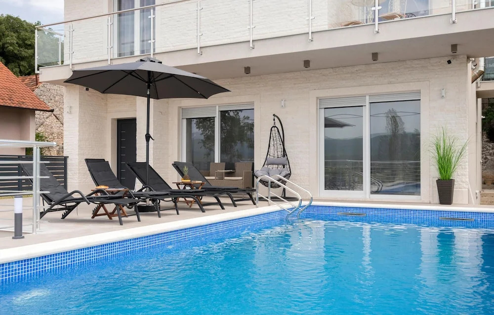 Nice Apartment in Trogir With 2 Bedrooms and Wifi