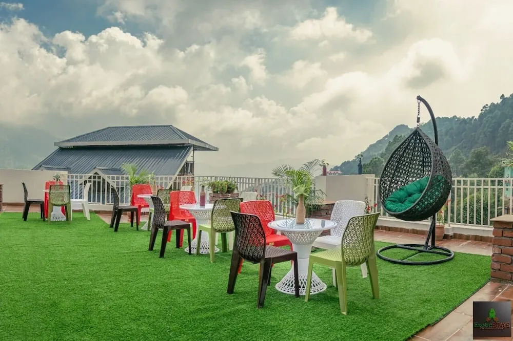 The Orio Cloudberry Kasauli