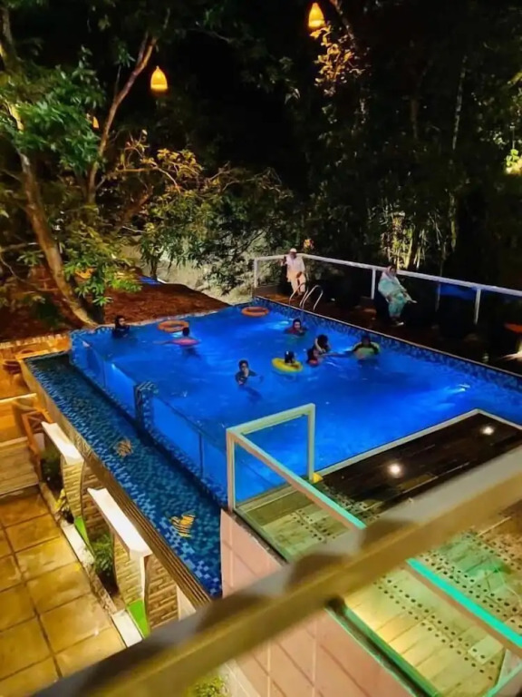Beach Queen Resort