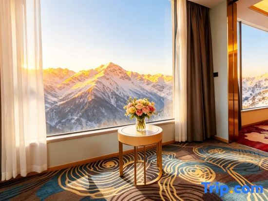 Futianhai Holiday Light Luxury Hotel
