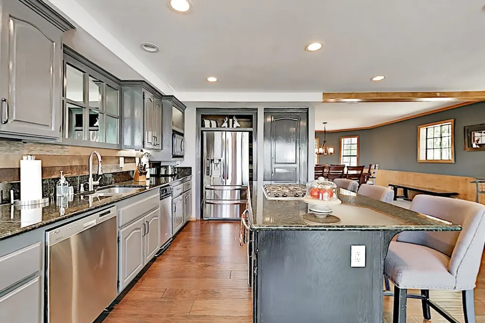 1216kodi 3 Bedroom Home