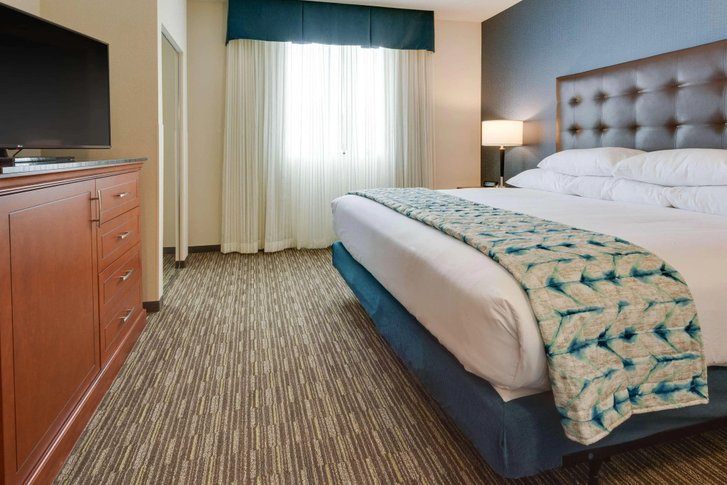 Drury Plaza Hotel Columbia East