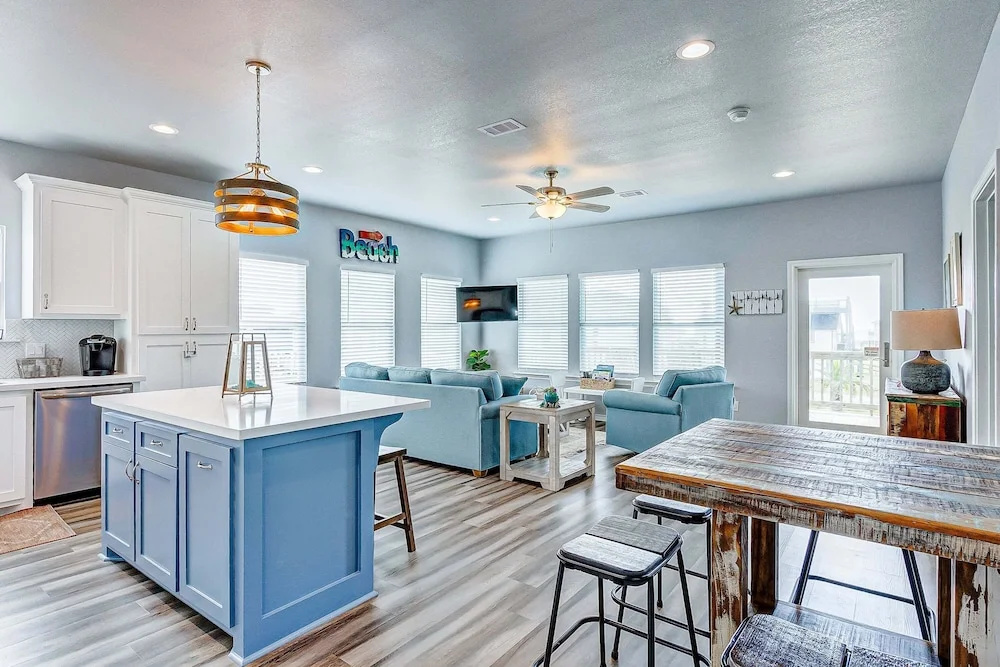 Afterdunedelight 3 Bedroom Home