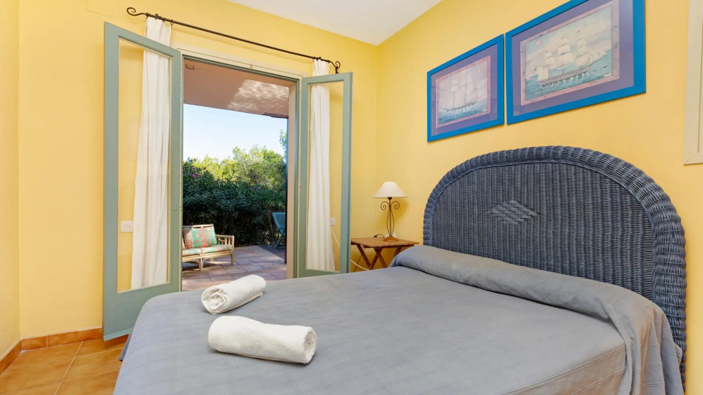 Ronda in Llafranc with 4 bedrooms and 2 bathrooms