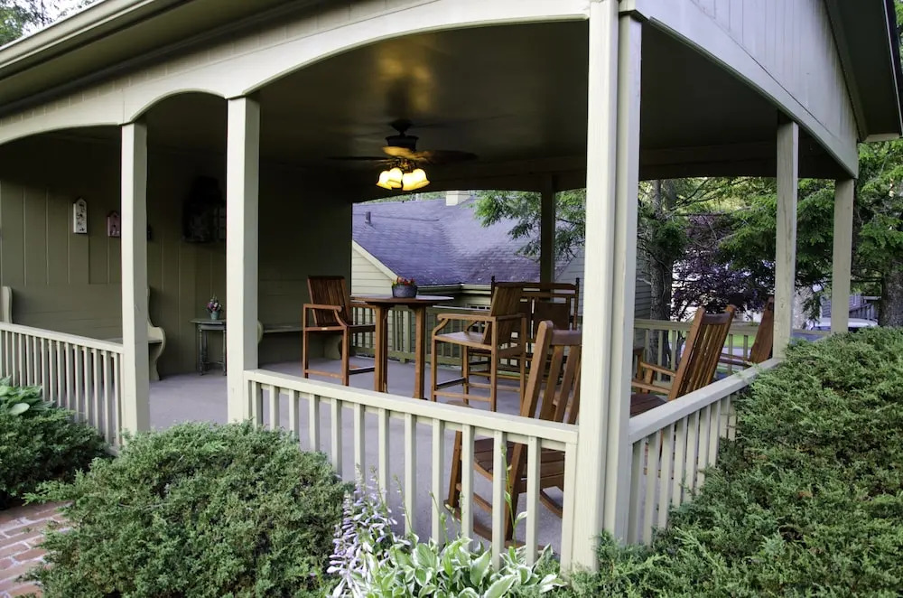Hillwinds Inn - Blowing Rock