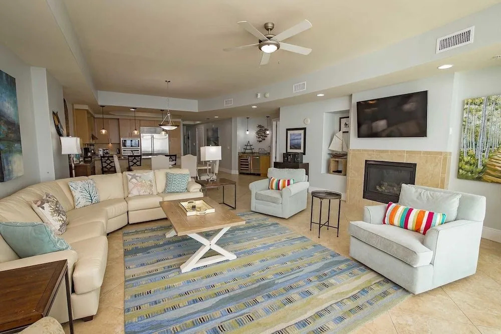 Turquoise Place 1904d 3 Bedrooms 3.5 Bathrooms Condo