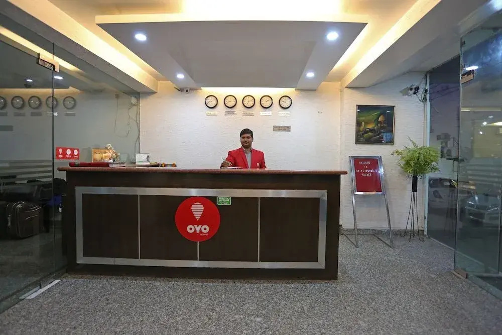 Oyo 19046 Hotel Airport Suites