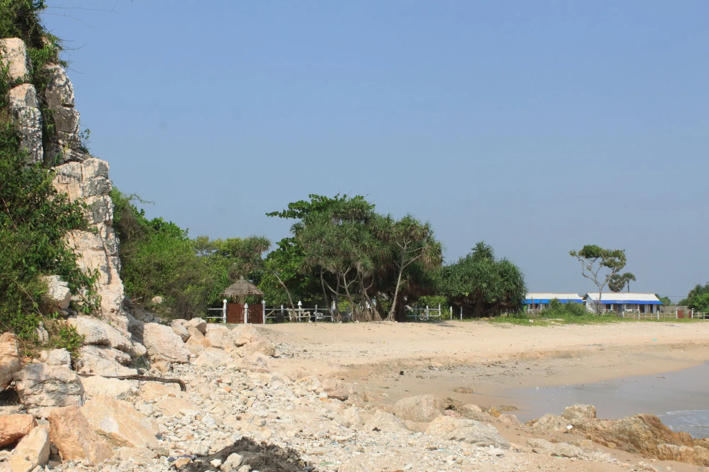 Blissbay Resort