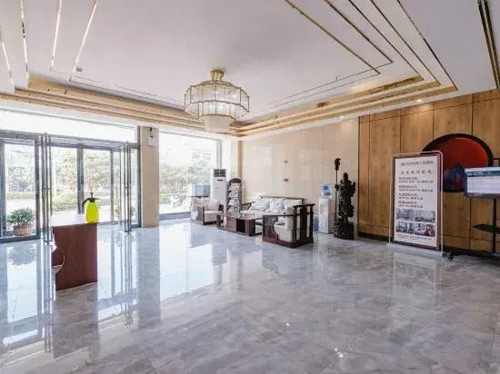 Shanghe Business Hotel (Sheqi Bus Station)