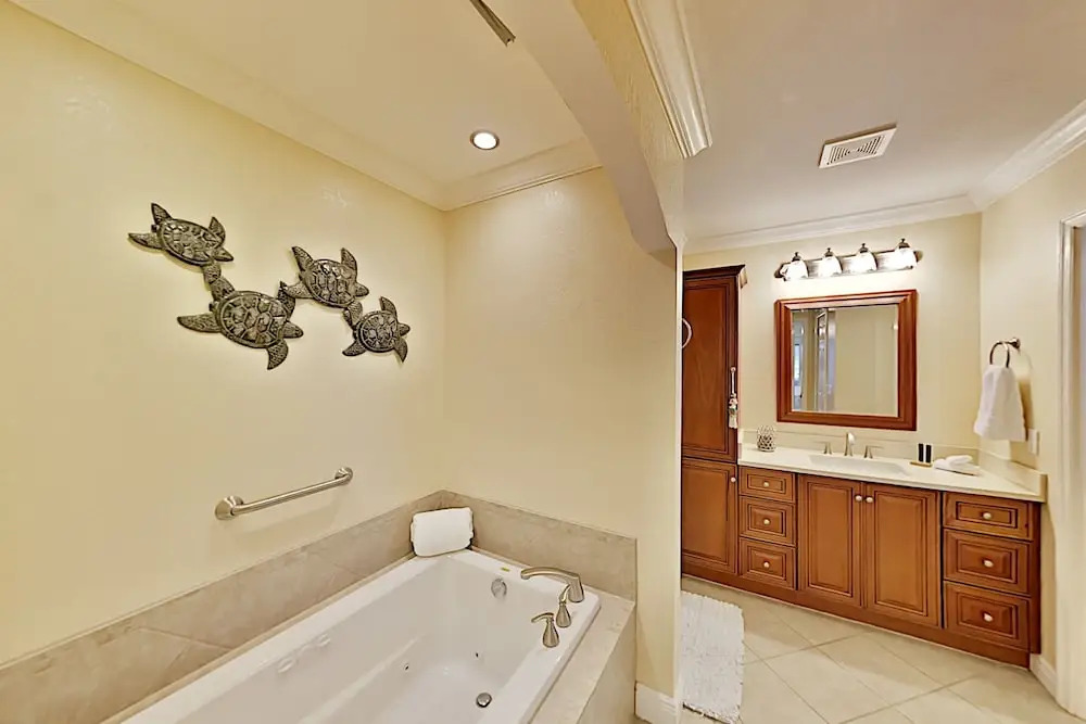 Canal-front Cape Coral Oasis W/ Private Pool 4 Bedroom Home