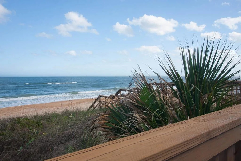 Turtle Cove 4 Br home by RedAwning