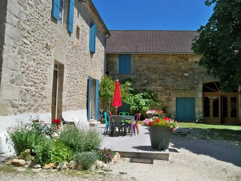 Gite Cherveix-Cubas, 4 pièces, 7 personnes - FR-1-616-70