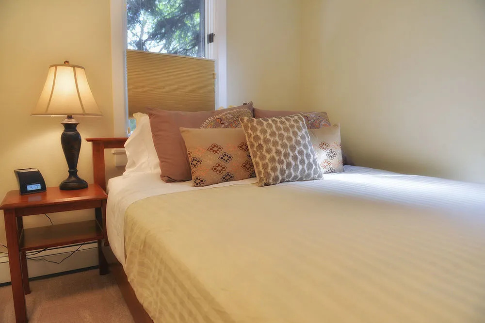 11th Avenue Bed and Breakfast