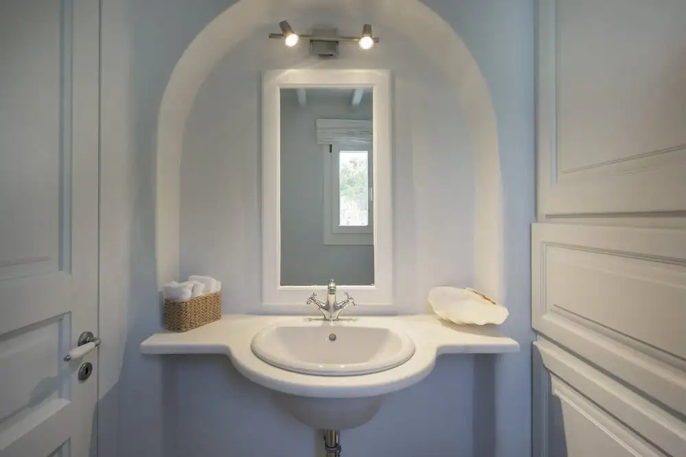 Villa Aerie - Sweeping Sea Views, Eclectic Style by Villarentalsgr