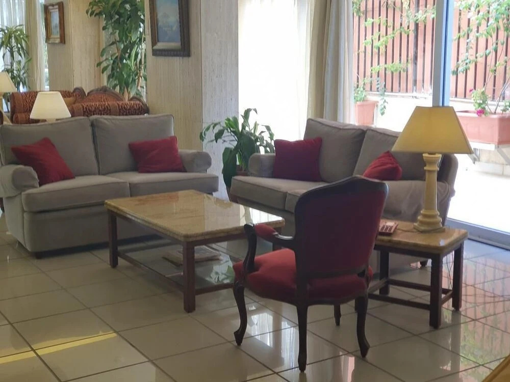 Holiday Home Suites