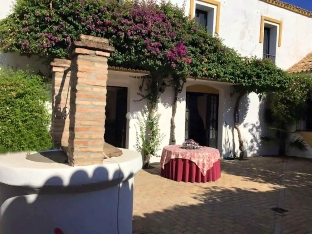 Villa With 6 Bedrooms in Alcalá de Guadaira, With Wonderful City View, Private Pool, Enclosed Garden
