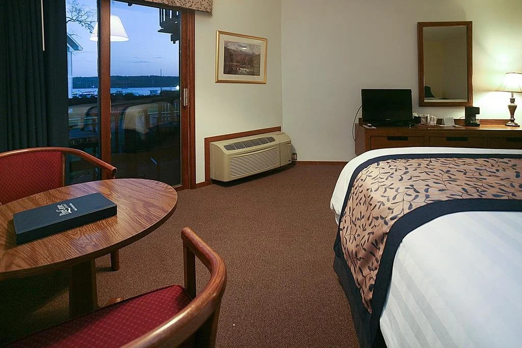 Pine Grove Resort