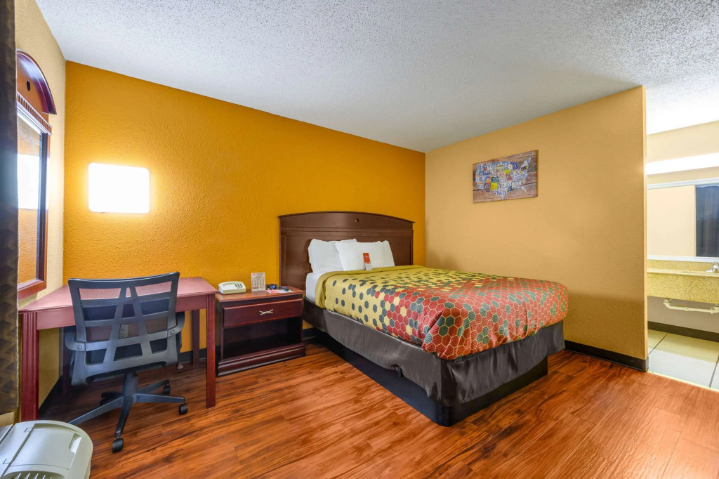 Parkway Inn & Suites - Decatur